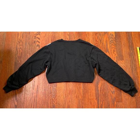 Hollister Women’s Colorblock Cropped Sweatshirt XS Black Gray White V-Neck Pullo - Picture 9 of 9